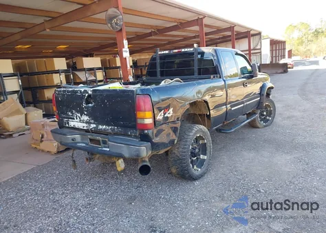 2006 Chevrolet Silverado 2500Hd Lt1 z USA, uszkodzony, nr VIN 1GCHK29D46E254790